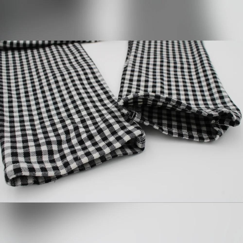 Lowry's Farm Black & White Checker Cropped Jeans – Women’s XS - Picture 3 of 6